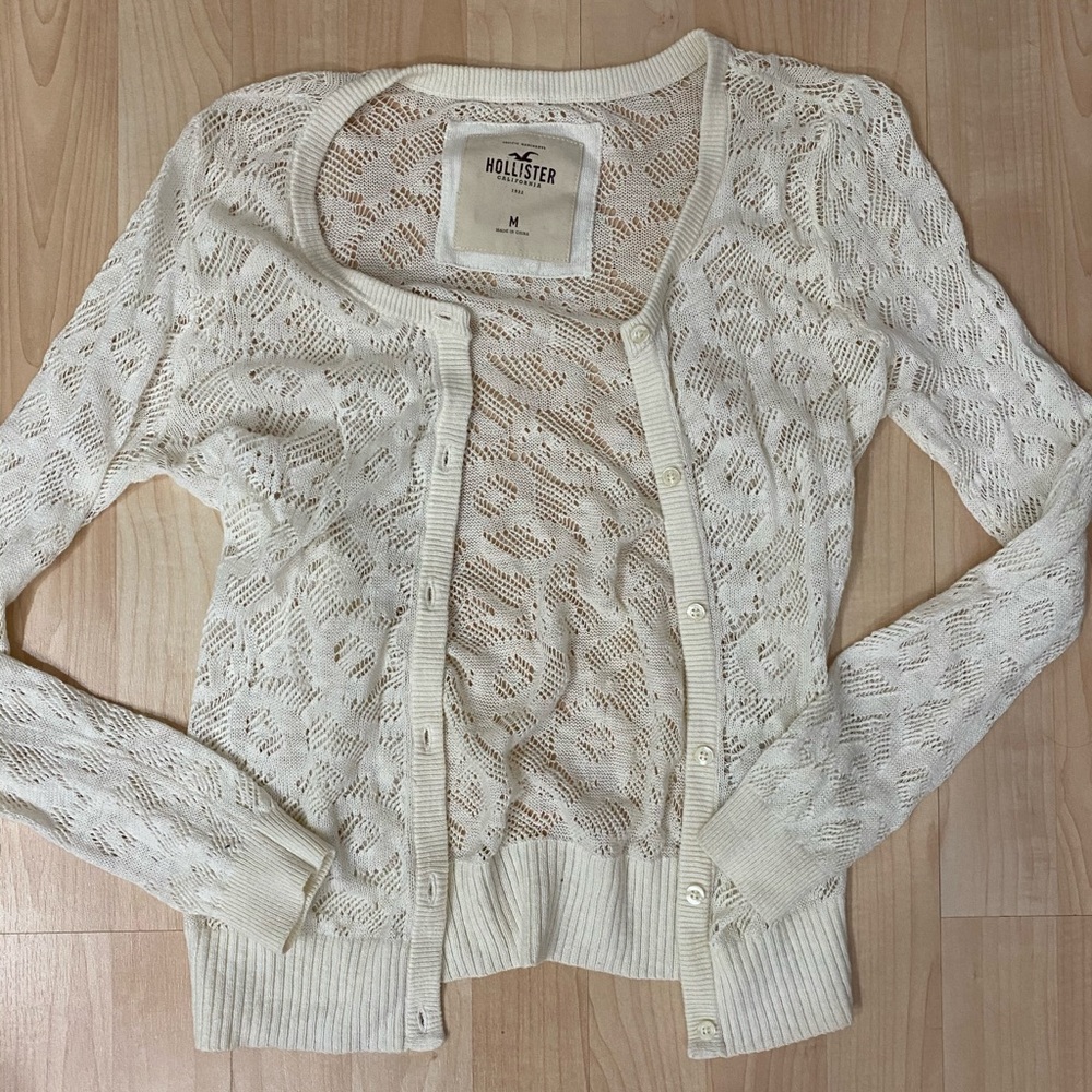 Hollister Button Up